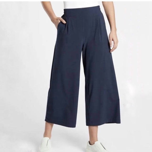 Athleta Brooklyn/Wide Leg Crop Pant (Style 531157-03) – Navy, Size 10T - Picture 2 of 9
